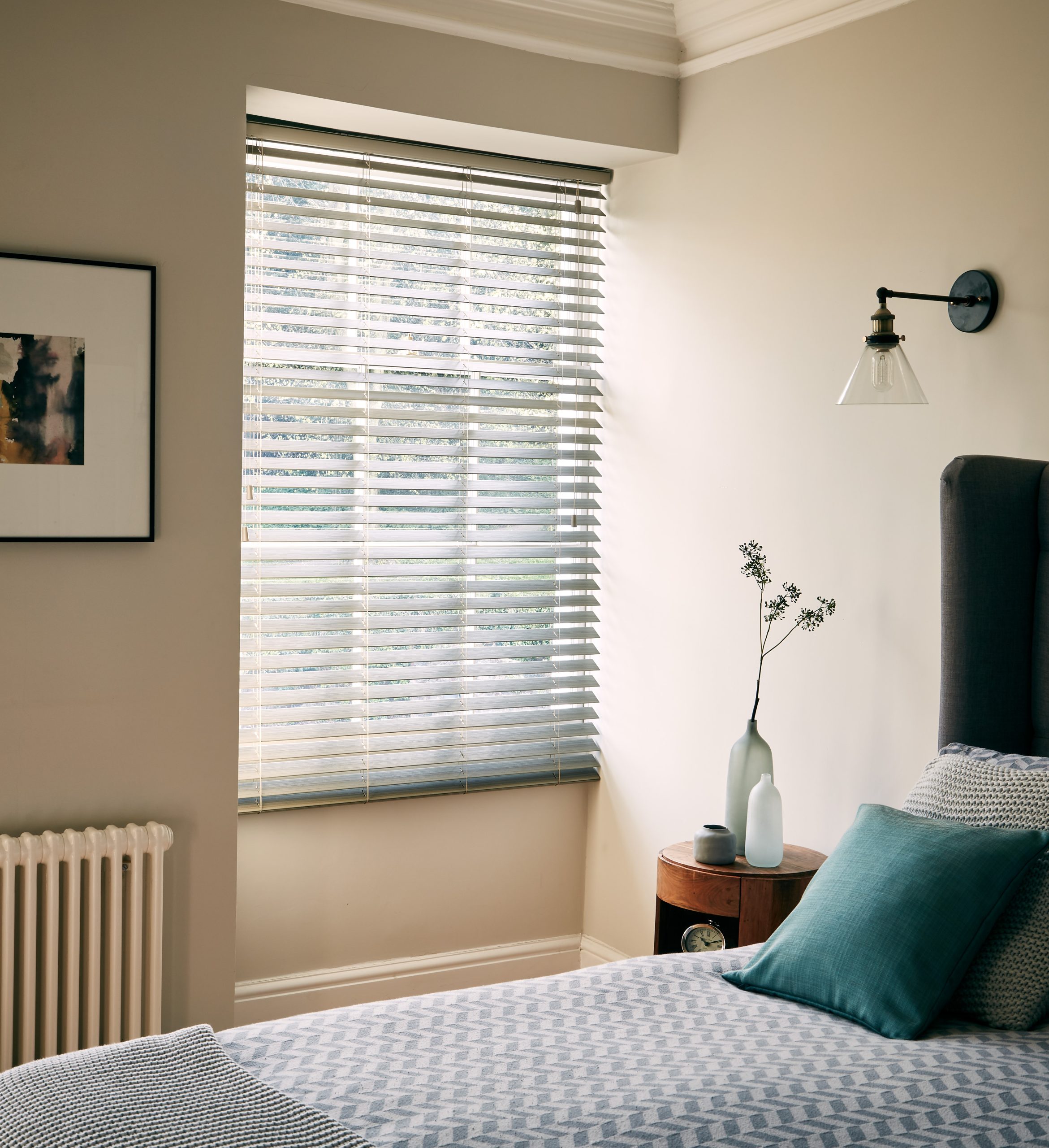 Expressions haze Venetian